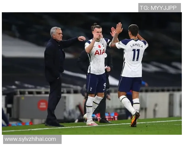 热刺与莱切斯特城激战正酣比分揭晓引发球迷热议